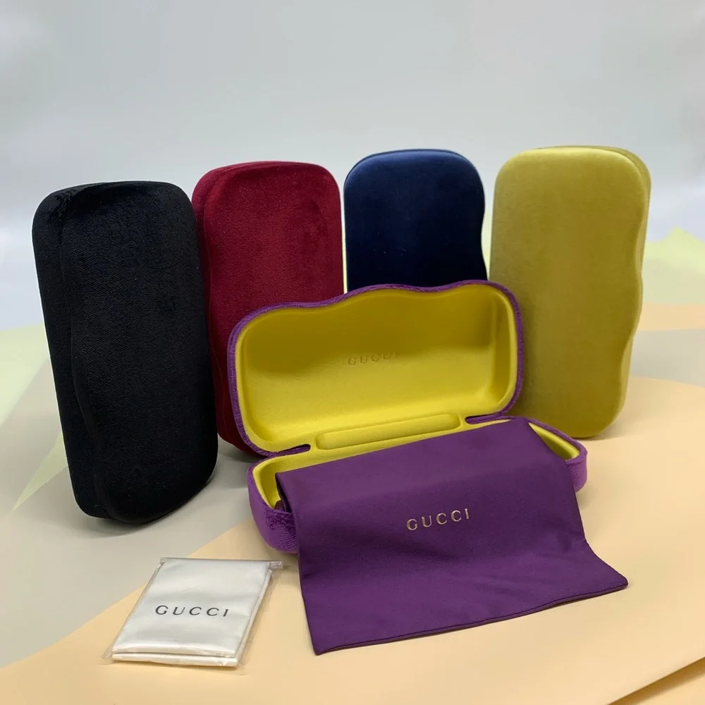 New GUCCI GG0811S 001 Black Women’s Sunglasses - Picture 13 of 13